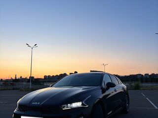 2023 Kia K5 III, чёрный, 3500000 рублей, вид 1