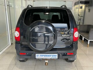 2017 Chevrolet Niva I Рестайлинг, синий, 744000 рублей, вид 3