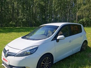 2011 Renault Scenic III, белый, 700000 рублей, вид 1