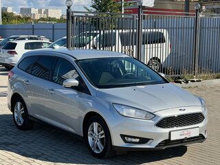 2016 Ford Focus III Рестайлинг, серебристый, 997000 рублей, вид 4