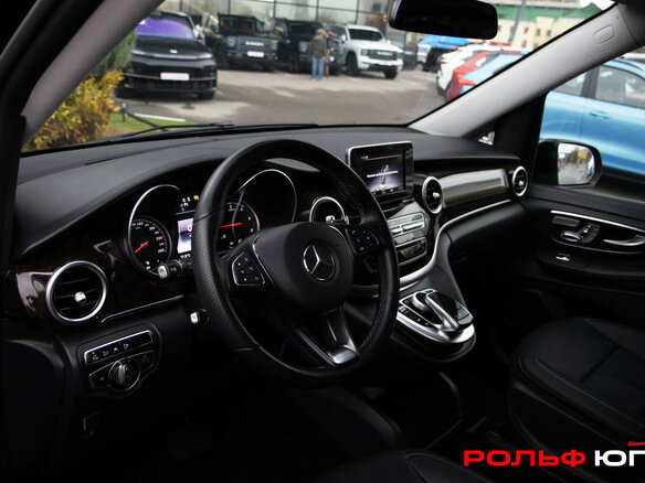 2016 Mercedes-Benz V-Класс 250 d длинный III (W447), чёрный - вид 10