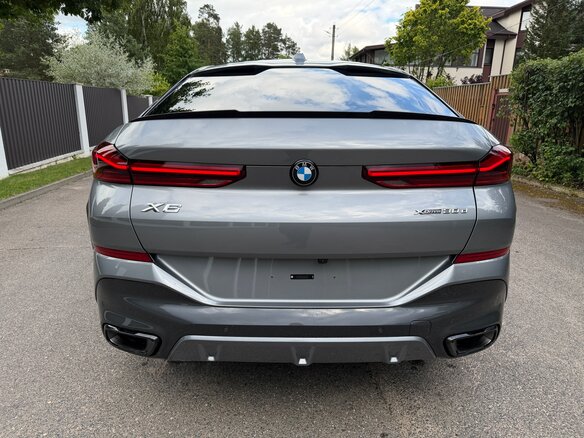 2025 BMW X6 30d III (G06) Рестайлинг, серый - вид 5