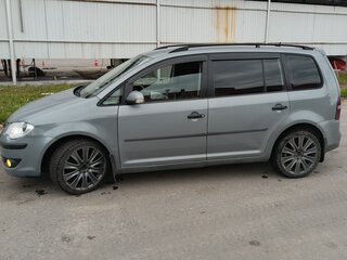 2008 Volkswagen Touran I Рестайлинг, серый, 600000 рублей, вид 4