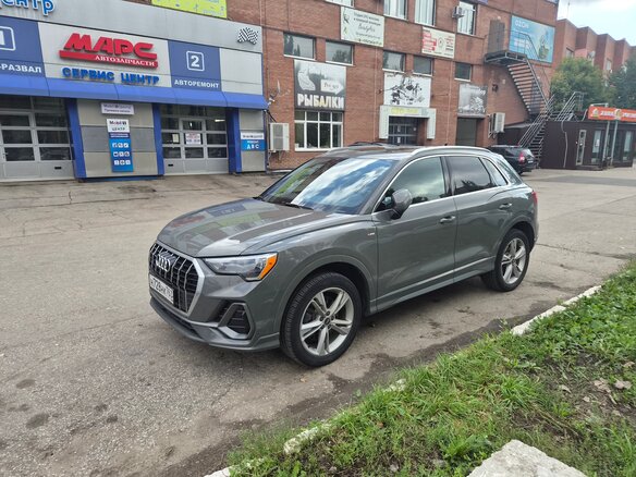 2020 Audi Q3 45 TFSI II (F3), серый, 3500000 рублей