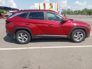 2021 Hyundai Tucson IV, красный, 2500000 рублей, вид 4