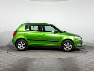2012 Skoda Fabia II Рестайлинг, зелёный, 620000 рублей, вид 4