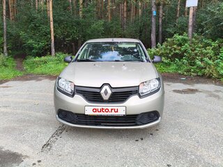 2015 Renault Logan II, бежевый, 450000 рублей, вид 1
