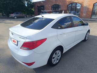 2014 Hyundai Solaris I, белый, 800000 рублей, вид 2