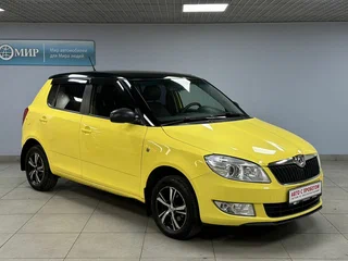 2011 Skoda Fabia II Рестайлинг, жёлтый, 670000 рублей, вид 3