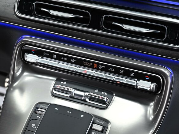 2026 Mercedes-Benz V-Класс Extra Long 300 d экстра длинный III (W447) Рестайлинг 2, чёрный, 13900000 рублей - вид 21