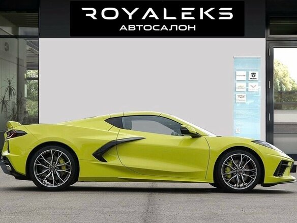 2025 Chevrolet Corvette Stingray C8, жёлтый, 23000000 рублей - вид 5