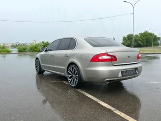 2012 Skoda Superb II, серый, 1120000 рублей, вид 3