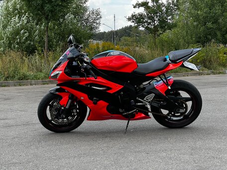 2009 Yamaha YZF-R6, чёрный, 570000 рублей, вид 4