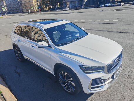 2024 Geely Monjaro I, белый, 3290000 рублей, вид 2