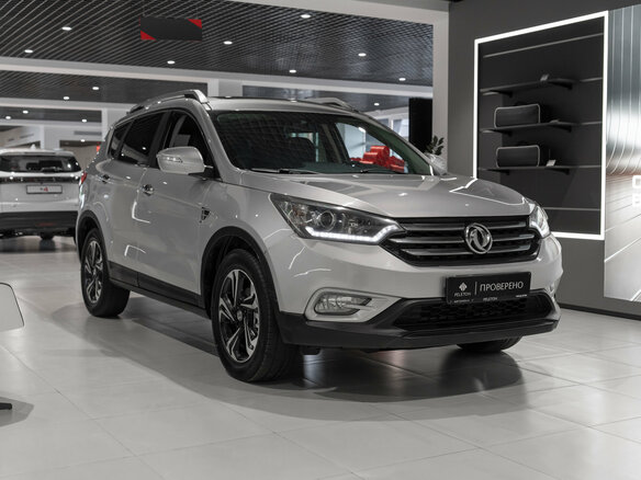 2018 Dongfeng AX7 I, серебристый - вид 1