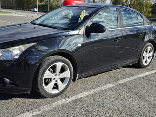 2010 Chevrolet Cruze I, чёрный, 650000 рублей, вид 1