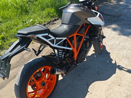 2017 KTM 1290 Super Duke R, оранжевый, 1120000 рублей, вид 2