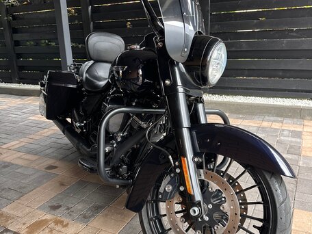 2018 Harley-Davidson Road King, синий, 1990000 рублей, вид 1