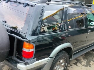 1996 Nissan Terrano R50, чёрный, 650000 рублей, вид 2