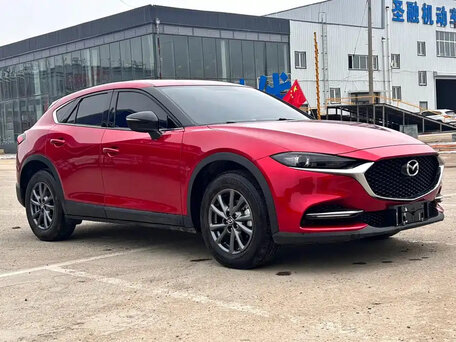 2023 Mazda CX-4 I Рестайлинг, красный, 1780000 рублей, вид 3