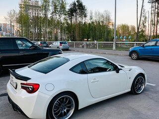2020 Toyota GT86 I Рестайлинг, белый, 2550000 рублей, вид 3