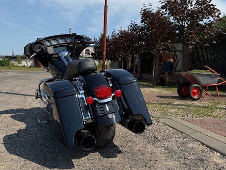 2019 Harley-Davidson Electra Glide, чёрный, 1221468 рублей, вид 2