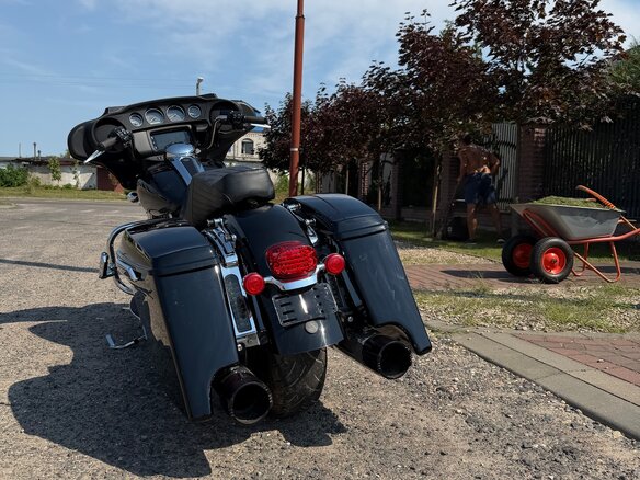 2019 Harley-Davidson Electra Glide, чёрный, 1221468 рублей - вид 1