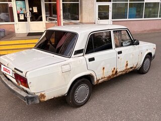 2010 Lada (ВАЗ) 2105, белый, 69000 рублей, вид 3