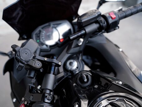 2018 Kawasaki Ninja 650, чёрный, 570000 рублей, вид 5