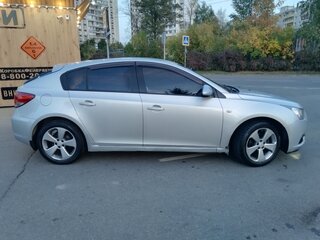 2012 Chevrolet Cruze I, серебристый, 640000 рублей, вид 5