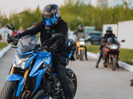2015 Suzuki GSX-S 1000, синий, 878000 рублей, вид 1