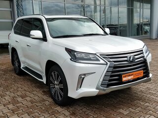2020 Lexus LX 570 III Рестайлинг 2, белый, 11000000 рублей, вид 3