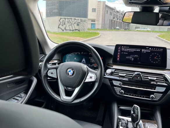 2022 BMW 5 серии 520i VII (G30/G31/G38) Рестайлинг, чёрный - вид 11