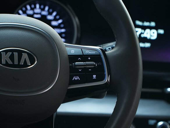 2020 Kia Carnival IV, чёрный - вид 15