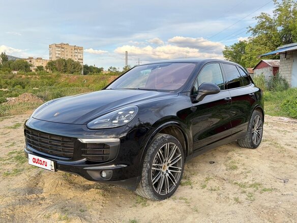2017 Porsche Cayenne Diesel II Рестайлинг (958), чёрный, 5345000 рублей