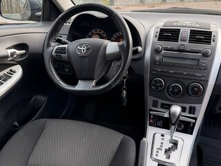 2013 Toyota Corolla X (E140, E150) Рестайлинг, чёрный, 1125000 рублей, вид 5