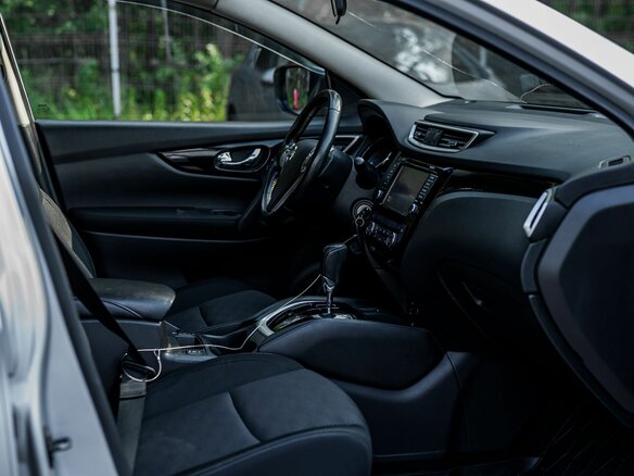 2018 Nissan Qashqai II, серебристый, 1509000 рублей - вид 14