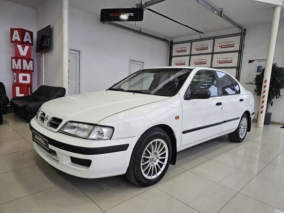 1998 Nissan Primera II (P11), белый, 388000 рублей