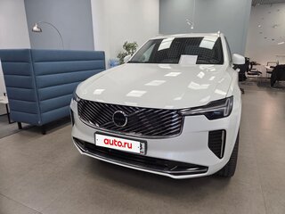2025 Volvo XC90 B6 II Рестайлинг 2, белый, 9400000 рублей, вид 3