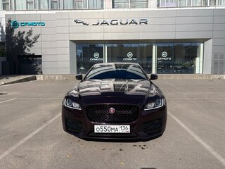2016 Jaguar XF II, красный, 2400000 рублей, вид 2
