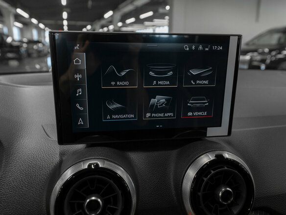 2025 Audi Q2 L 35 TFSI I Рестайлинг, чёрный, 3750000 рублей - вид 17