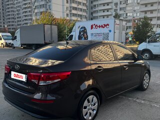 2015 Kia Rio 6-speed III, коричневый, 1230000 рублей, вид 3