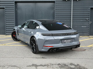 2026 Porsche Panamera GTS III, серый, 24970000 рублей, вид 3