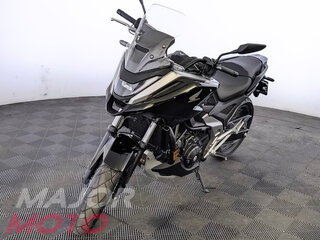 2025 Honda NC 750X, чёрный, 1499900 рублей, вид 4