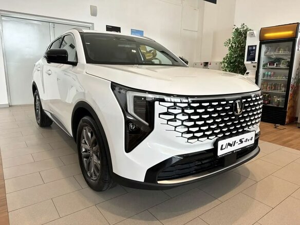 2026 Changan UNI-S I Рестайлинг, белый, 3029900 рублей - вид 6