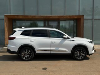 2023 Chery Tiggo 8 Pro Max I Рестайлинг, белый, 2580000 рублей, вид 4