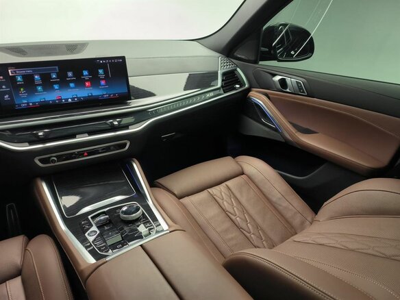 2025 BMW X6 30d III (G06) Рестайлинг, чёрный, 17200000 рублей - вид 11