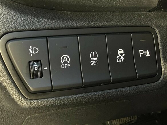 2023 Kia Seltos I Рестайлинг, белый, 2350000 рублей - вид 8