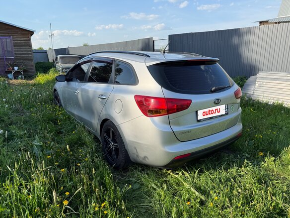 2013 Kia Ceed II, серебристый, 950000 рублей - вид 1