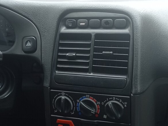 2007 Lada (ВАЗ) 2110, серебристый, 130000 рублей - вид 3